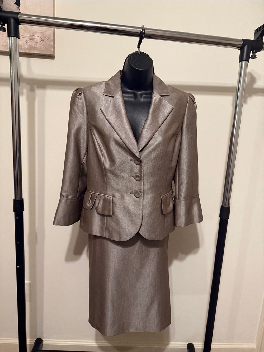 Nine West 2pc pewter skirt suit